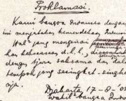 Don't forget to see important things like litter i Don't forget to see important things like litter in which General Sudirman was carried as a guerrilla, a draft of the Proclamation of Indonesian Indep